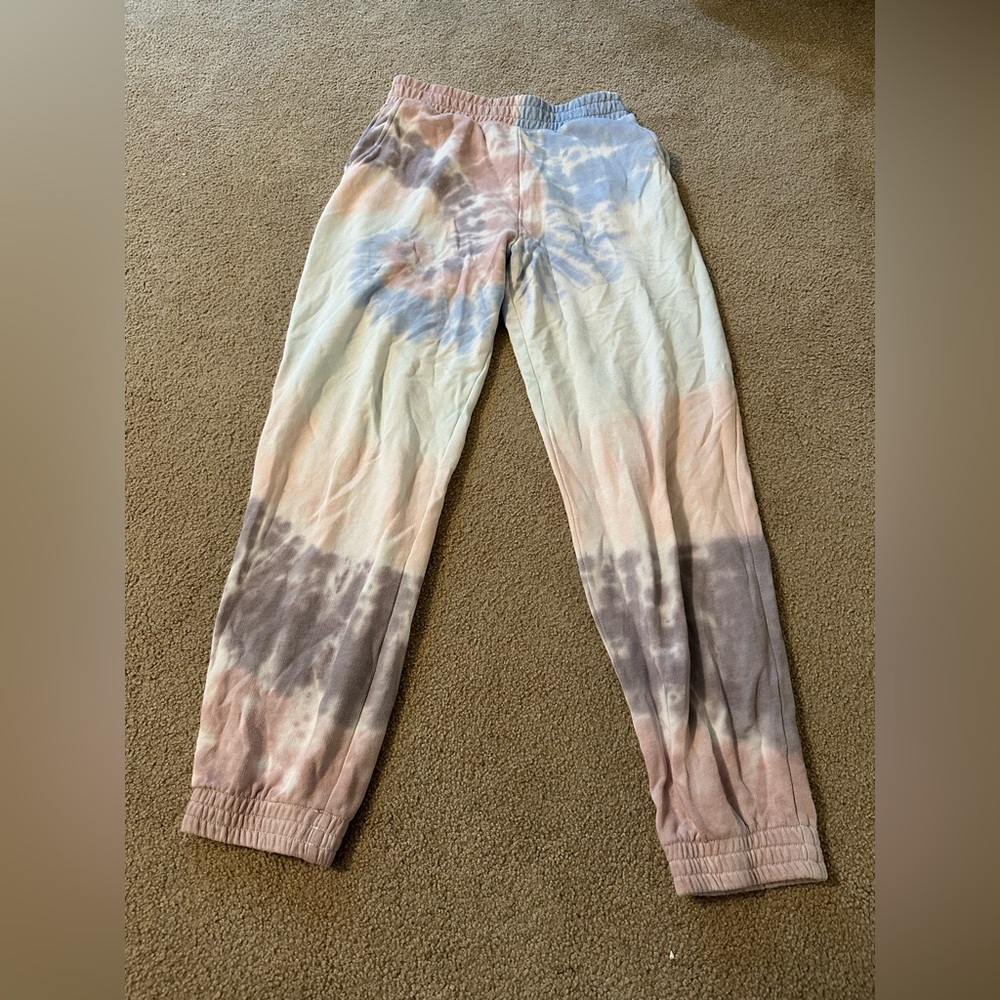 fit as a small or a medium